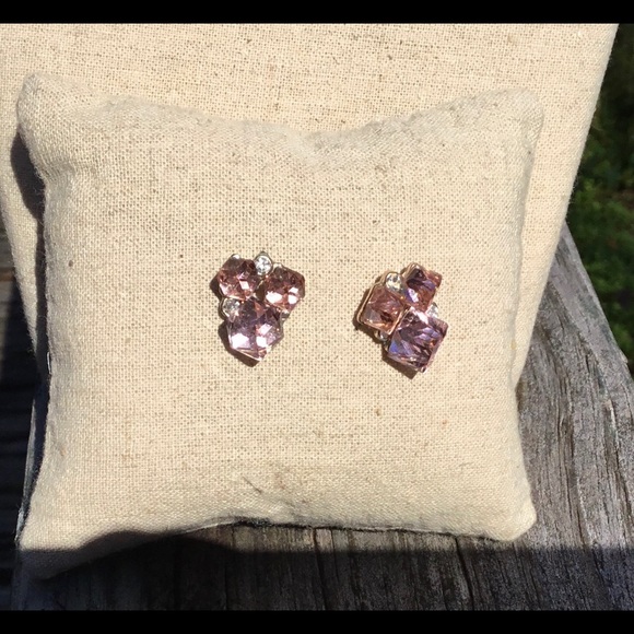 Headwraps and Earrings - Picture 5 of 7